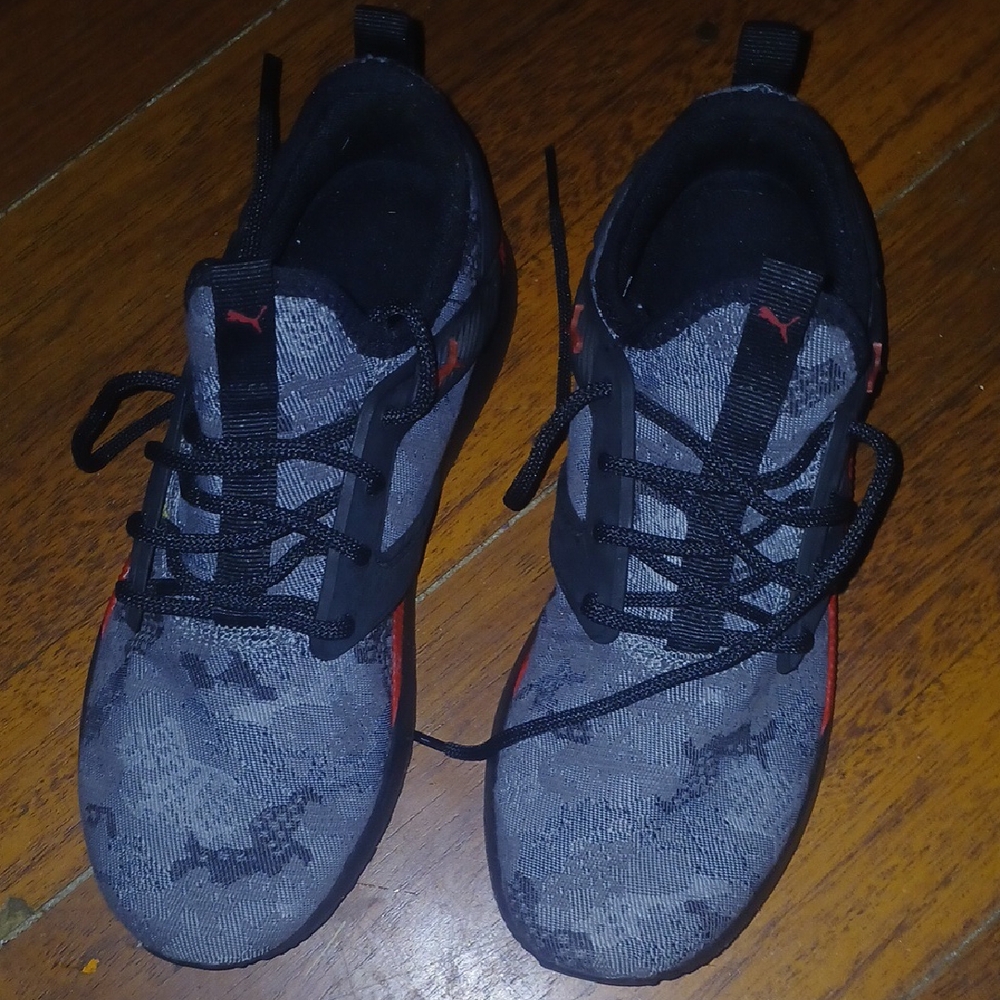 Puma Black and Gray Sneakers with Red Highlights